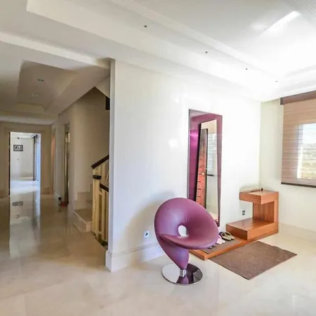 Impresionante Chalet Con Panoramico Al Mar Villa Marbella