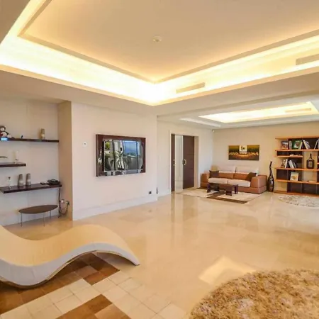 Impresionante Chalet Con Panoramico Al Mar Villa