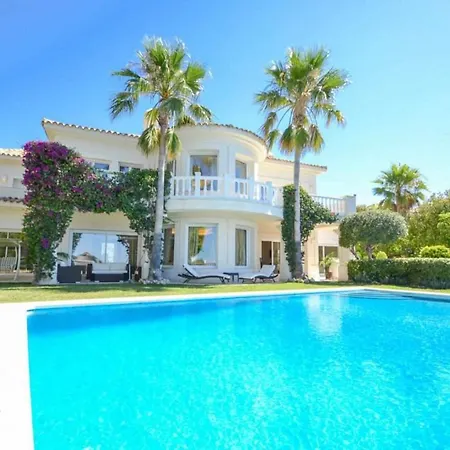 Impresionante Chalet Con Panoramico Al Mar *