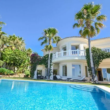 Impresionante Chalet Con Panoramico Al Mar * Marbella