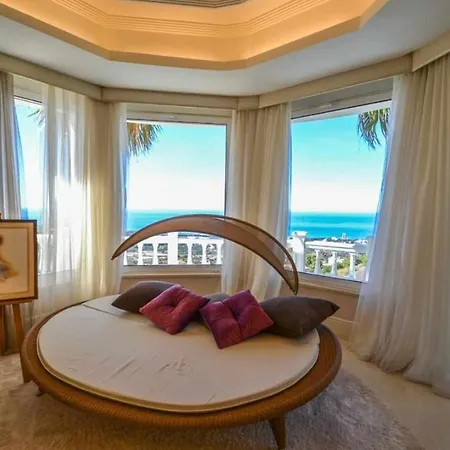 Impresionante Chalet Con Panoramico Al Mar Villa Marbella